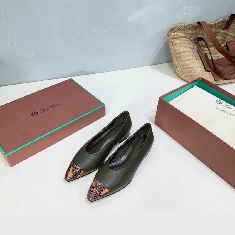 Other flat shoes